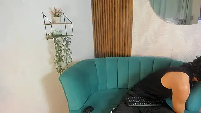 Skinny Mac online show from March 20, 2:10 pm