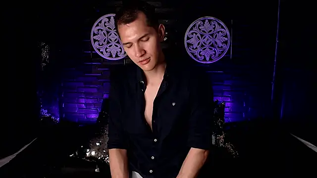 MilanDavid1 online show from March 25, 6:23 pm