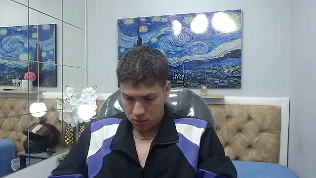 AlessandroFranco online show from June 3, 1:24 pm