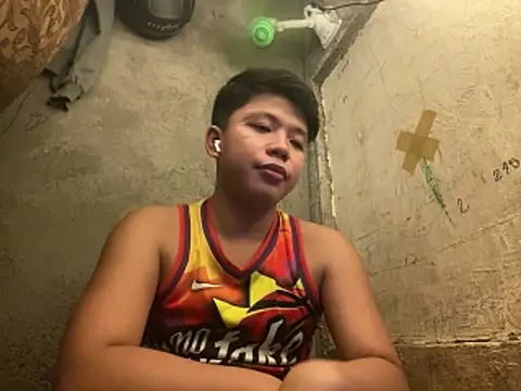 urasianrey online show from April 17, 6:10 pm