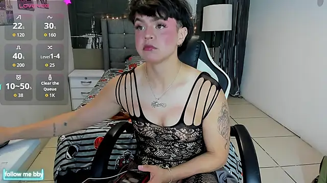 liam scoot  online show from April 9, 7:47 am