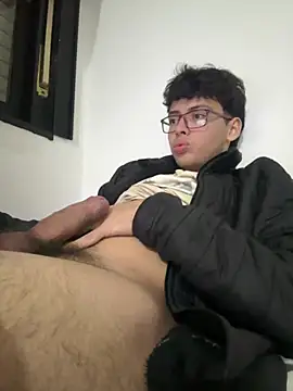 jossmacsi online show from May 22, 5:34 am