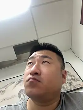 Cunzhangshibage02 online show from June 1, 1:17 am