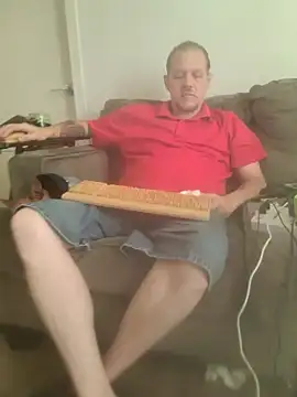 yourMasterisBored online show from April 11, 1:58 pm