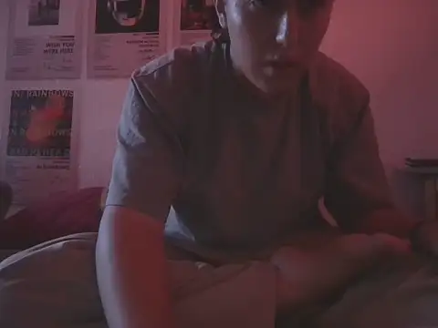 amartinezszz online show from May 19, 12:48 am