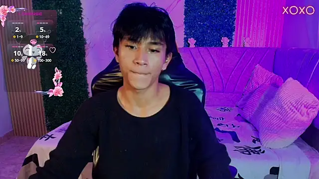 cococumps online show from June 4, 10:49 pm