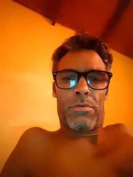 salvitus online show from March 25, 4:44 pm