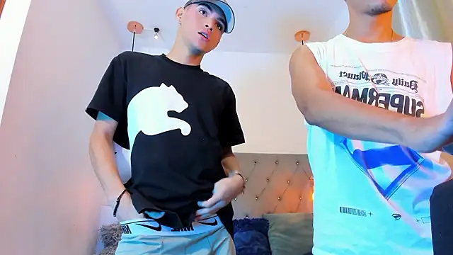 your d0ll1 online show from March 21, 1:26 pm