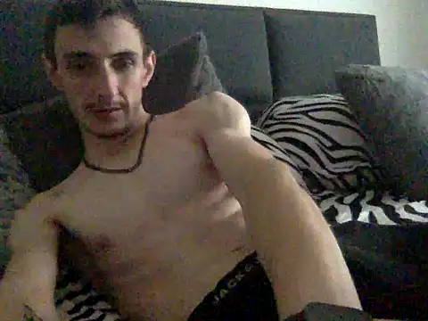 rmarcu01 online show from May 4, 2:52 pm