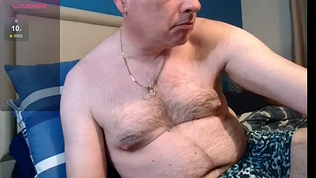 Pauly Andrew online show from April 24, 8:22 pm