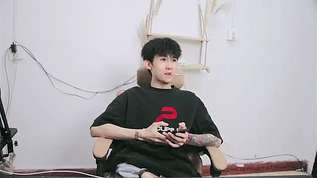 zzzzppp3 online show from July 1, 12:28 pm