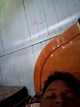 gordito17211 online show from March 29, 1:11 pm