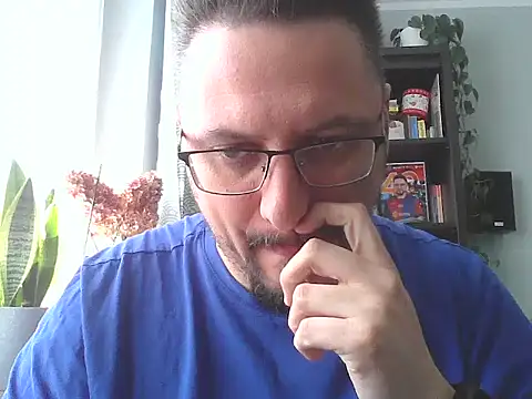 19cmSlave online show from April 10, 8:54 am