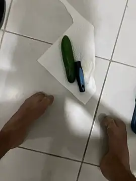 youmeloveyou online show from April 26, 12:46 pm