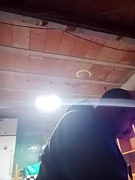 Elwapoxxx online show from April 7, 8:20 pm