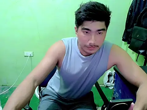 Hunkfireman online show from April 4, 1:52 pm