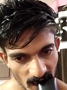 power houseboy online show from April 11, 6:11 pm