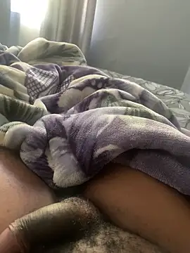 leezo  online show from April 6, 3:02 pm