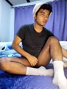 felipecams online show from May 7, 8:25 am