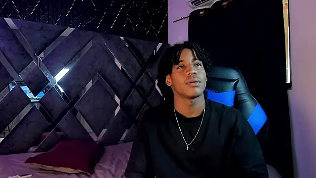 axel silva4 online show from April 30, 7:43 pm