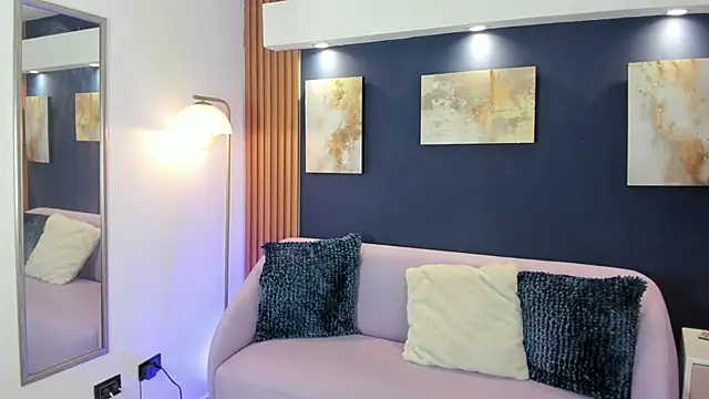 LumierNova online show from May 21, 8:24 pm
