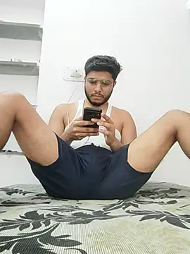 boy11xx online show from April 7, 8:36 am