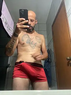 WaltinhoOliveira online show from April 26, 9:00 pm