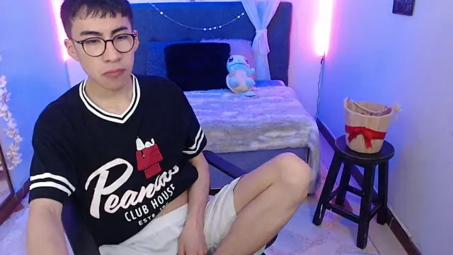 Andy Norton online show from April 16, 3:28 am