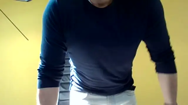 jjjust curiousss online show from April 9, 11:38 am