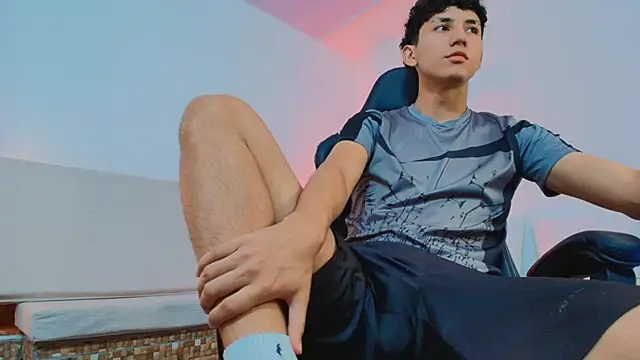 Valentino Rey online show from May 22, 12:32 pm