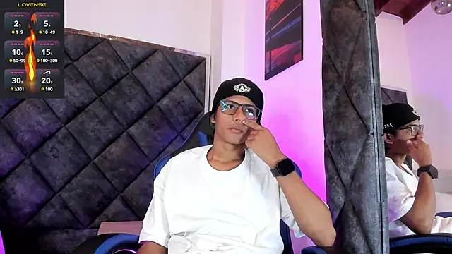 LiamKron online show from June 23, 11:47 am