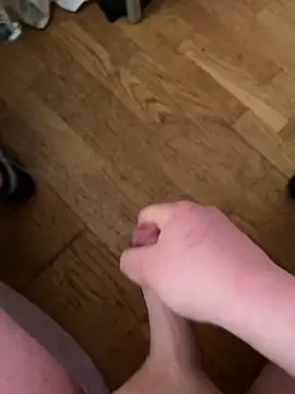 paullove69 online show from April 13, 12:17 pm