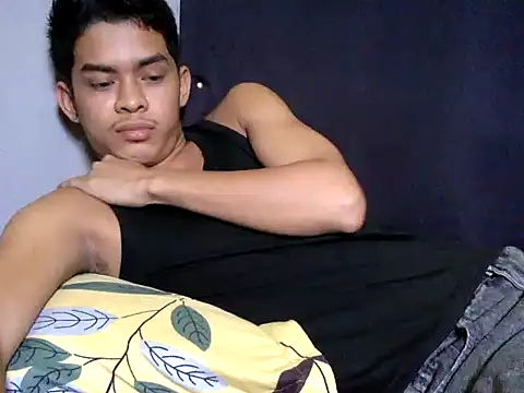 yourhotasian jhonpol16 online show from June 30, 5:52 am