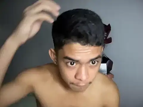 yourhotasian jhonpol16 online show from April 25, 9:12 pm