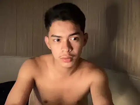 yourhotasian jhonpol16 online show from July 7, 8:51 am