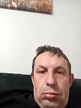 Miro9 online show from April 13, 9:26 pm