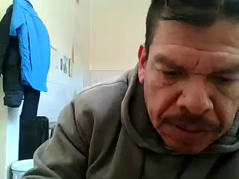 Snapshot of Oskr2024XXX chatting on February 26, 8:09 pm Oskr2024XXX online show from February 26, 8:09 pm