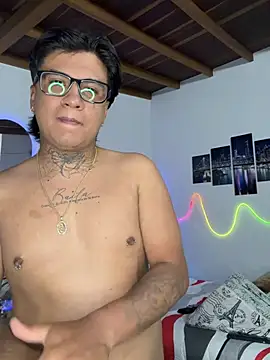 winniepooh 69 online show from April 14, 4:45 am