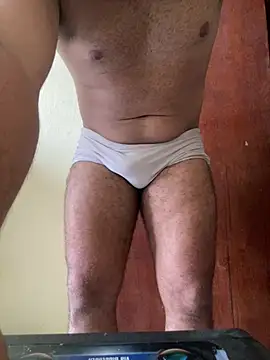 parrudobear online show from May 4, 1:02 pm