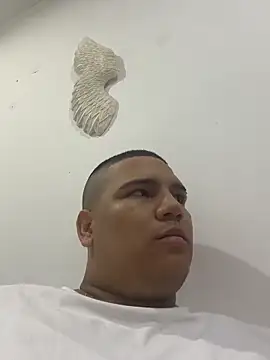 Patricio 02 online show from April 23, 2:27 am