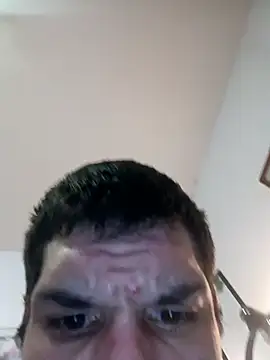 kalibeeyee123 online show from April 26, 3:42 pm