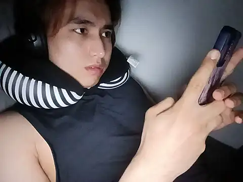Horny5iiiok online show from July 18, 6:46 pm