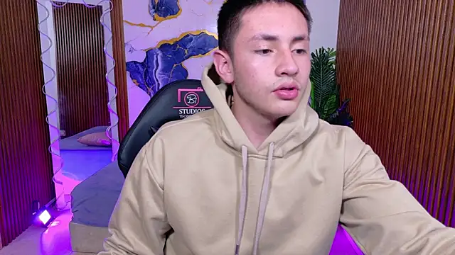 Andres Tay online show from May 29, 2:43 am