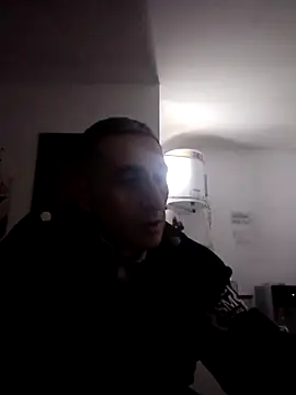 Alejandro83bsf online show from June 8, 4:13 am