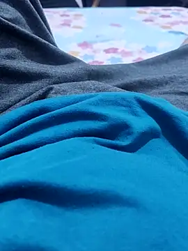 Weeppap00 online show from April 27, 1:51 pm