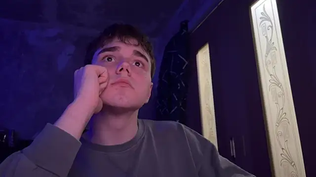 Saint Vlad  online show from April 30, 6:04 pm