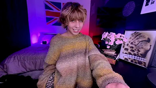 Aronn 44 online show from June 26, 5:21 am