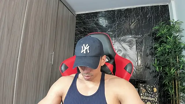Erik castle online show from July 13, 6:54 pm
