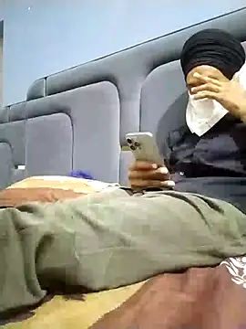 harrydhillon12 online show from June 4, 3:07 pm