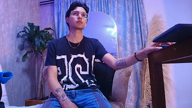 tian sex online show from June 1, 4:13 am